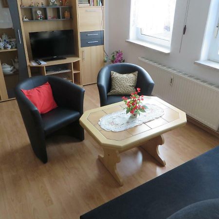 Ferienwohnung Zahn Oelsnitz  外观 照片