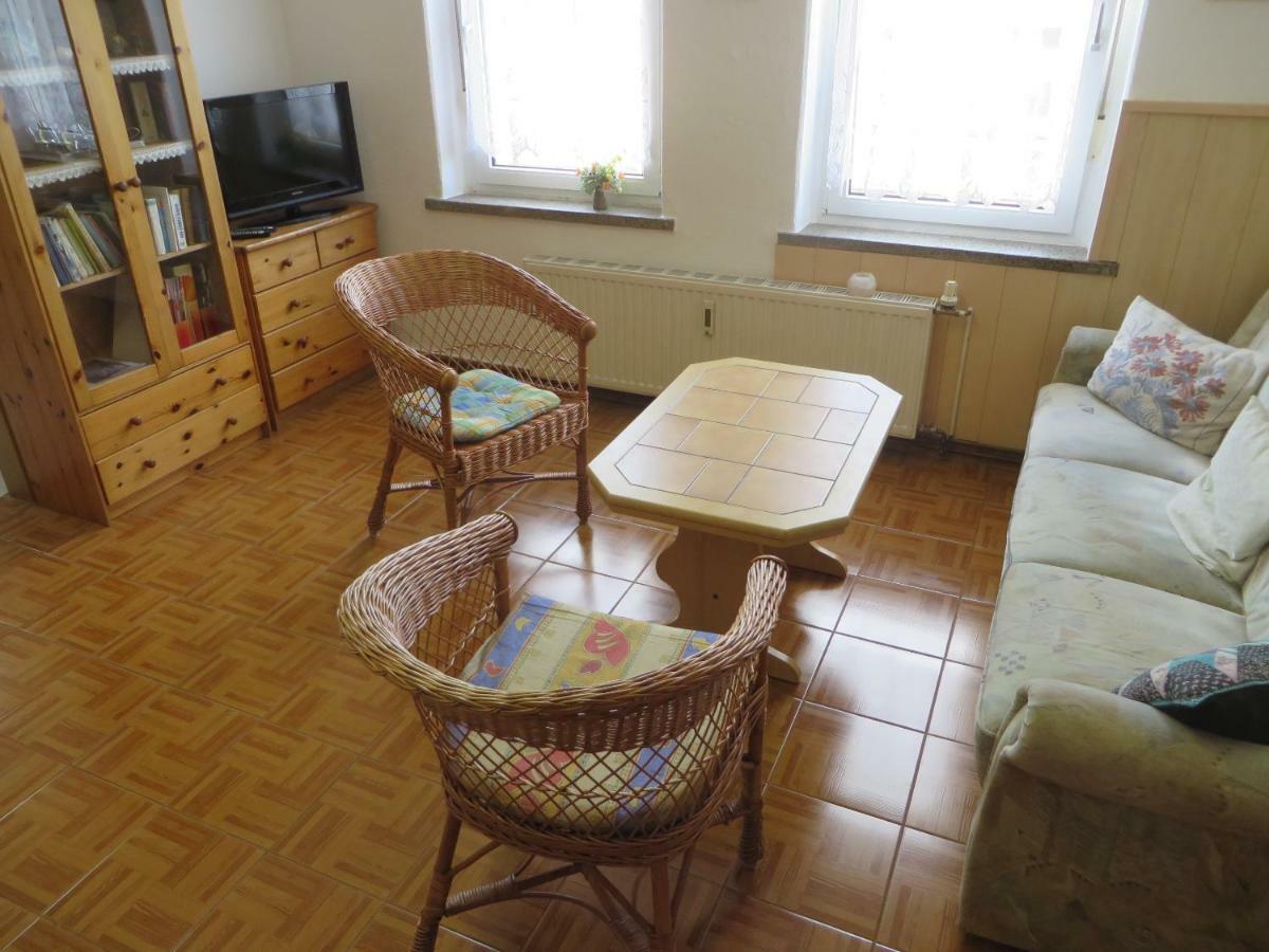 Ferienwohnung Zahn Oelsnitz  外观 照片